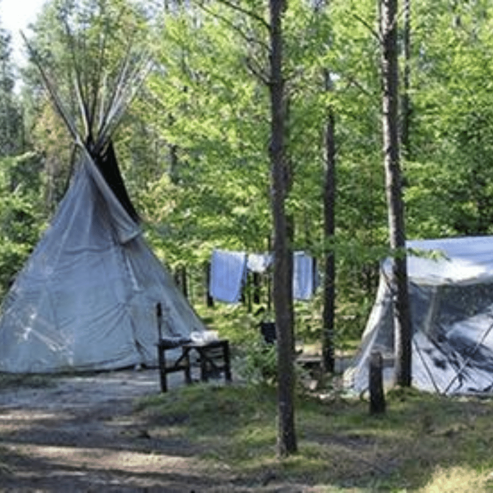 Deux nuitée en tipi pour 2 personnes - Camping et tipis Labelle et la Rouge