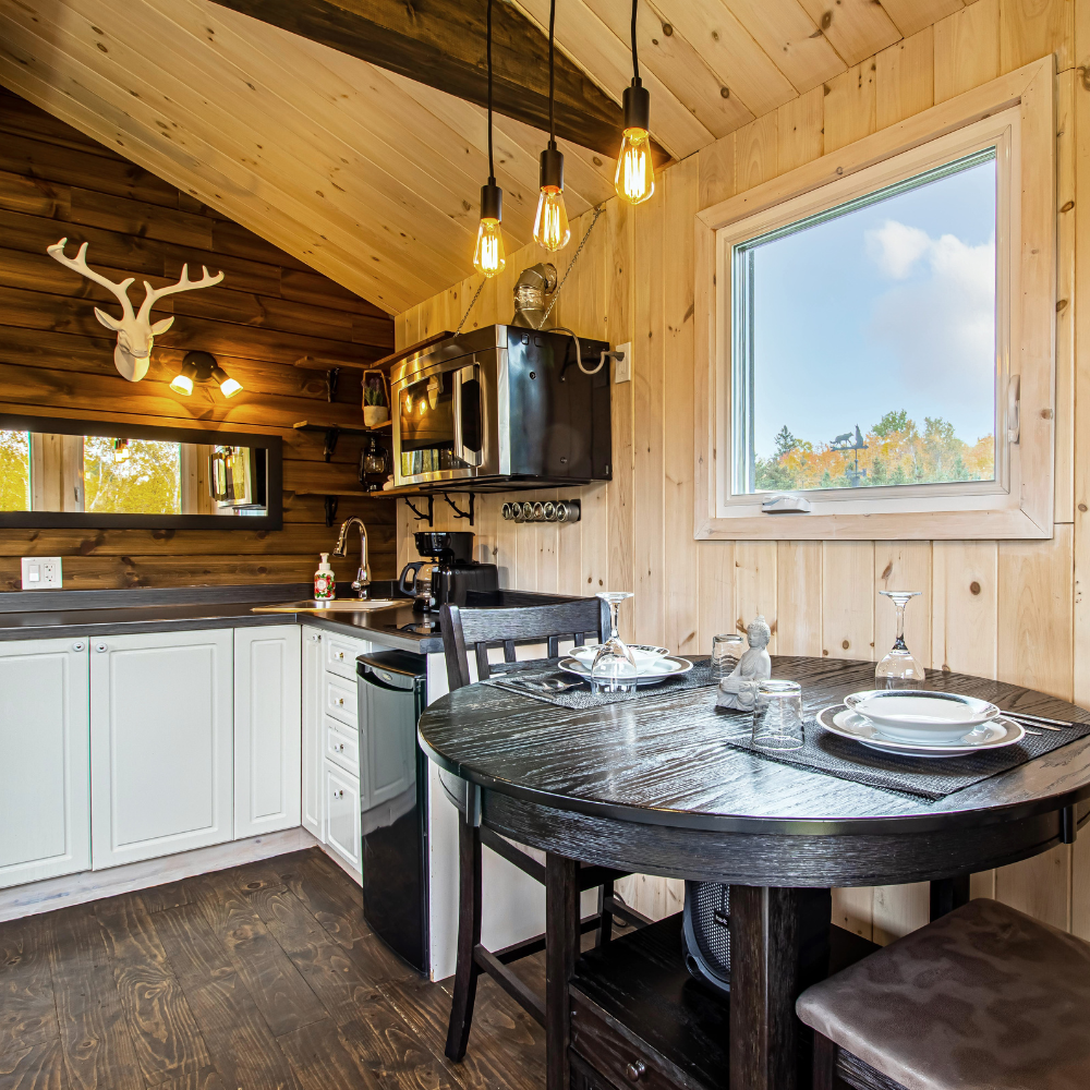 Two night stay in a cottage for 2 to 4 people- Beausite Tourisme