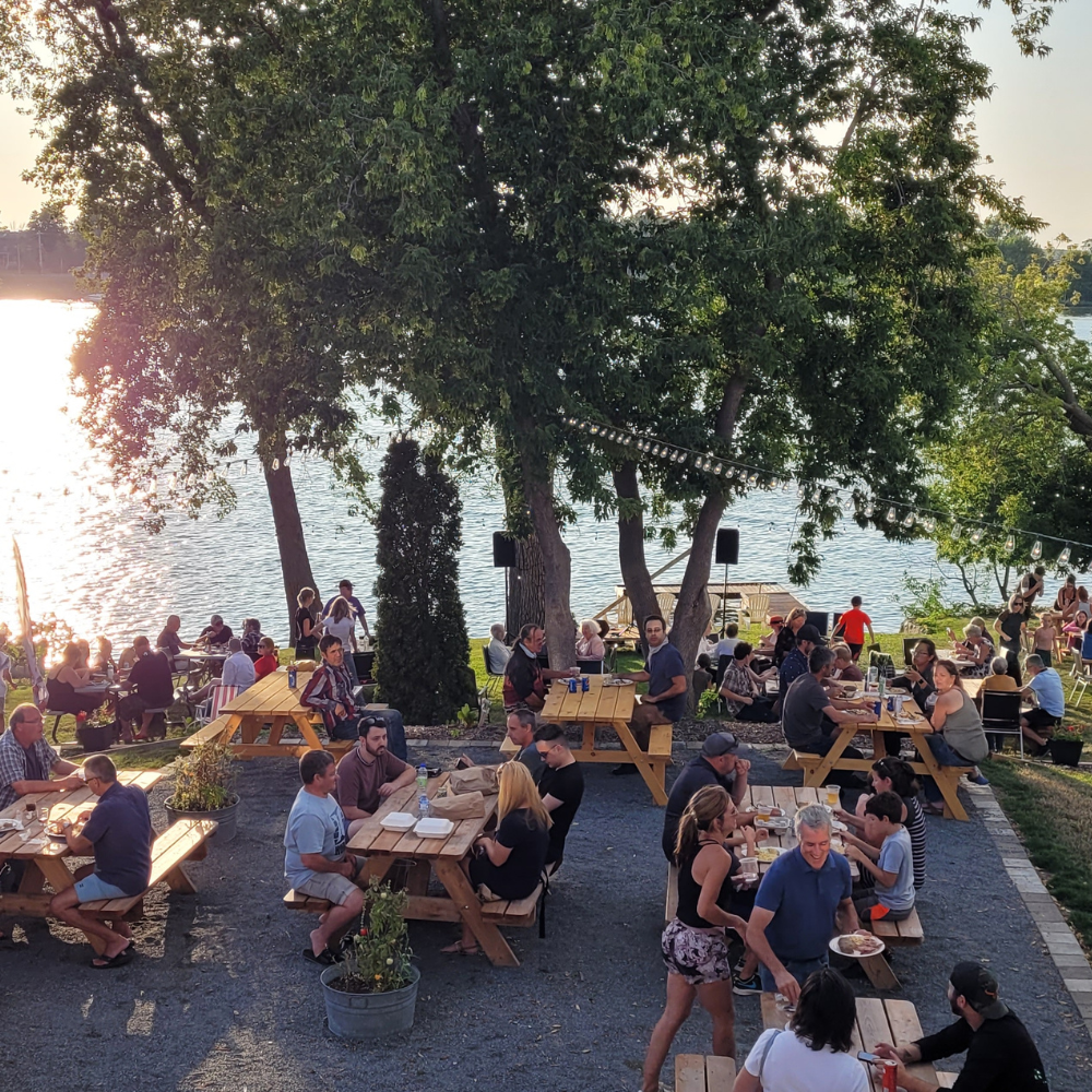 Café et déjeuner pour 2 personnes - Chez Nelson Café Bistro