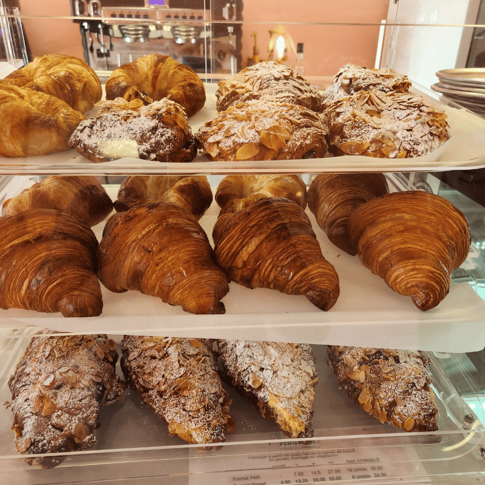 Café, jus d'oranges et empanadas pour 4 personnes - Pâtisserie et café Mont Rose