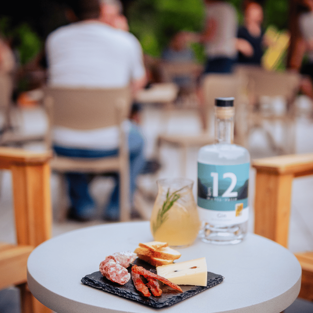Gin, fromage et croûtons pour 2 personnes - Distillerie du fjord