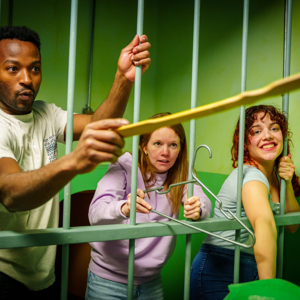 Activité de jeu d'évasion pour 4 à 6 personnes - Immersia Jeux d'évasion - Laval