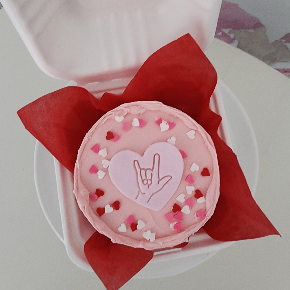 Macarons and bento cake for 1 to 4 people - Chocolata