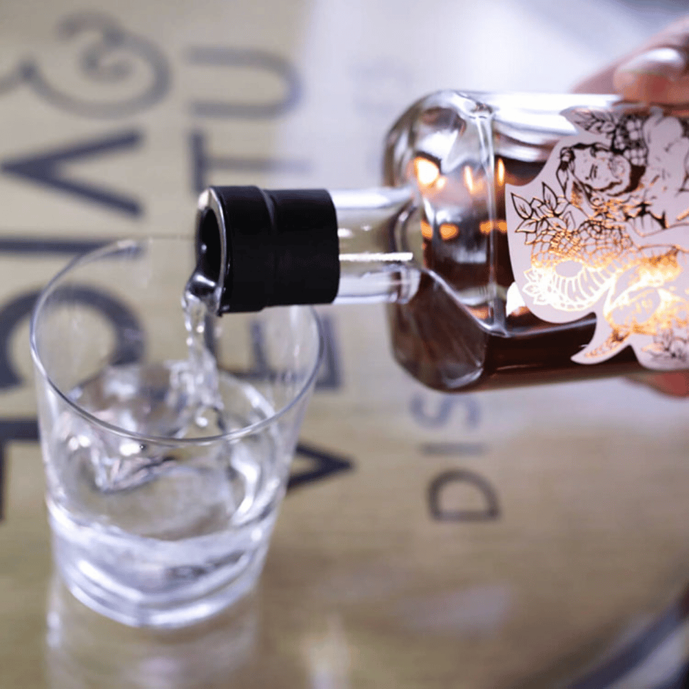 Revelation-Tasting and tour for 4 people - Vice & Vertu Distilleries