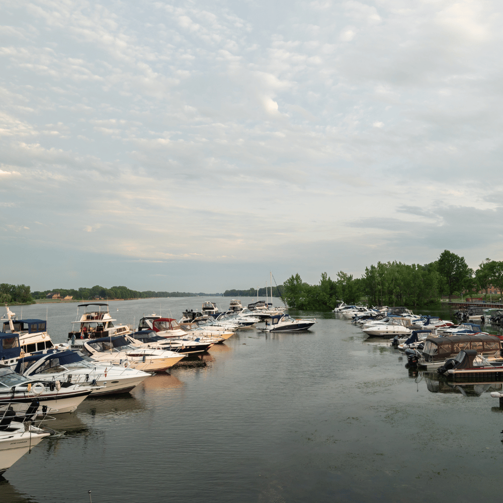 Location de ponton pour 1 à 10 personnes – Le Nautique