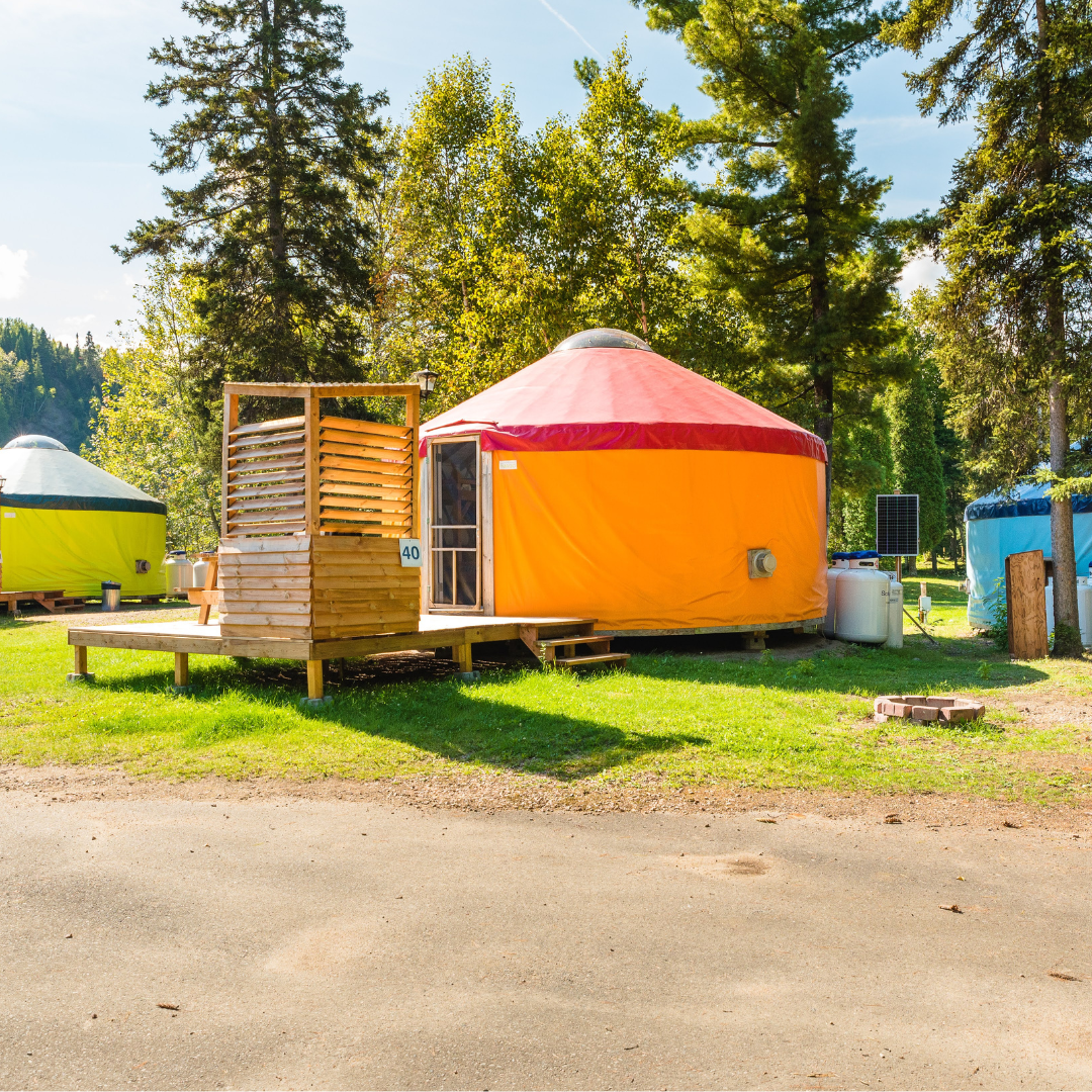 Deux nuits en Yourte pour 2 à 4 personnes - Camping Bec-Scie