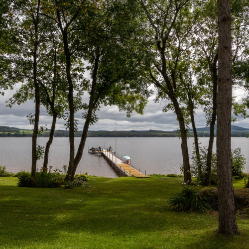 Forfait Nuitée en chalet et produits du terroir pour 2 personnes - Chalet La Belle Vie au Lac disponible dans la catégorie Séjour - Coffrets Prestige - 1