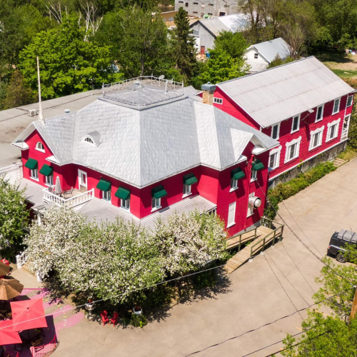 Forfait Nuitée & Spa pour 2 personnes - Auberge la Grande Maison disponible dans la catégorie Getaway - Coffrets Prestige - 1