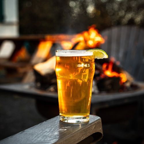 Forfait Dégustation de bières pour 2 personnes - Verso microbrasserie disponible dans la catégorie Dining - Coffrets Prestige - 1