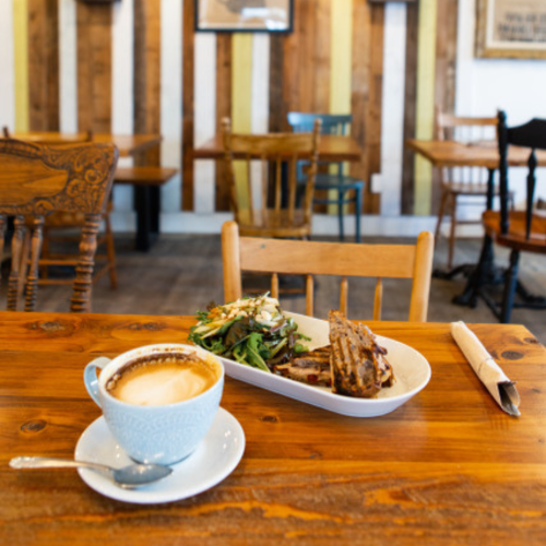 Forfait Repas pour 2 personnes - Le Quartier Général du Vieux Beloeil disponible dans la catégorie Dining - Coffrets Prestige - 1