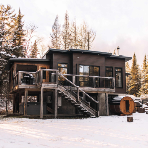 Forfait Nuitée dans le chalet Le Grand Duc à Sainte-Émélie-de-l'énergie pour 1 à 8 personnes - Chalets Galaxia disponible dans la catégorie Getaway - Coffrets Prestige - 1