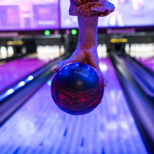 Forfait Bowling et Consommations pour 2 personnes - Tag E-Karting & Amusement disponible dans la catégorie Activity - Coffrets Prestige - 1