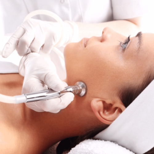 Forfait Soin complet du visage pour 1 personne - Dermka Clinik Saint-Jean-sur-Richelieu disponible dans la catégorie Wellness - Coffrets Prestige - 1