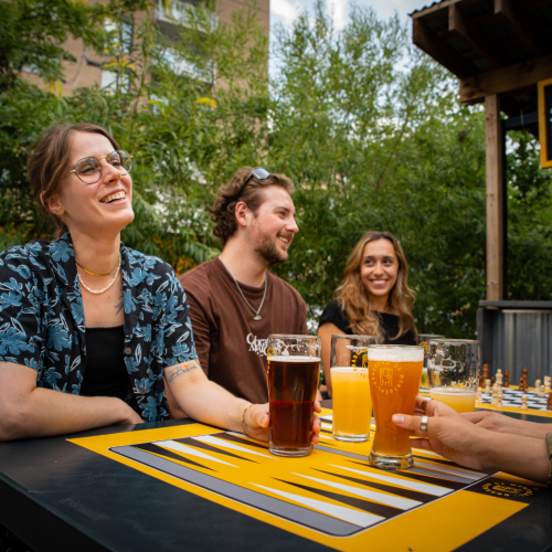 Forfait Forfait Resto-Pub pour 2 personnes - Brasseur de Montréal disponible dans la catégorie Dining - Coffrets Prestige - 1