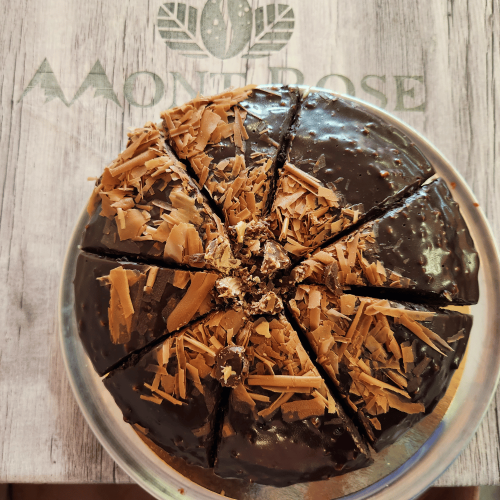 Forfait Café et gâteau pour 4 personnes - Pâtisserie et café Mont Rose disponible dans la catégorie Dining - Coffrets Prestige - 1