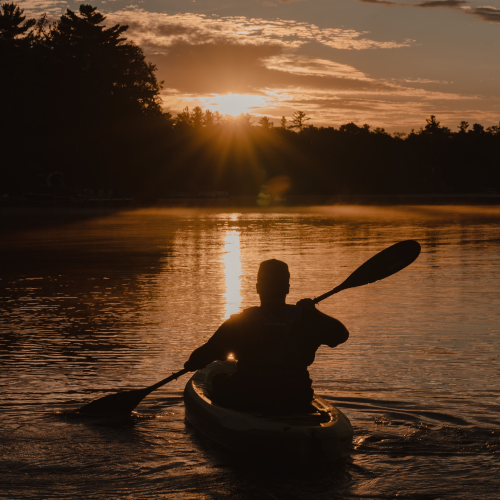 Forfait Deux heures de kayak pour 1 personne - Domaine Jolivent disponible dans la catégorie Activité - Coffrets Prestige - 1